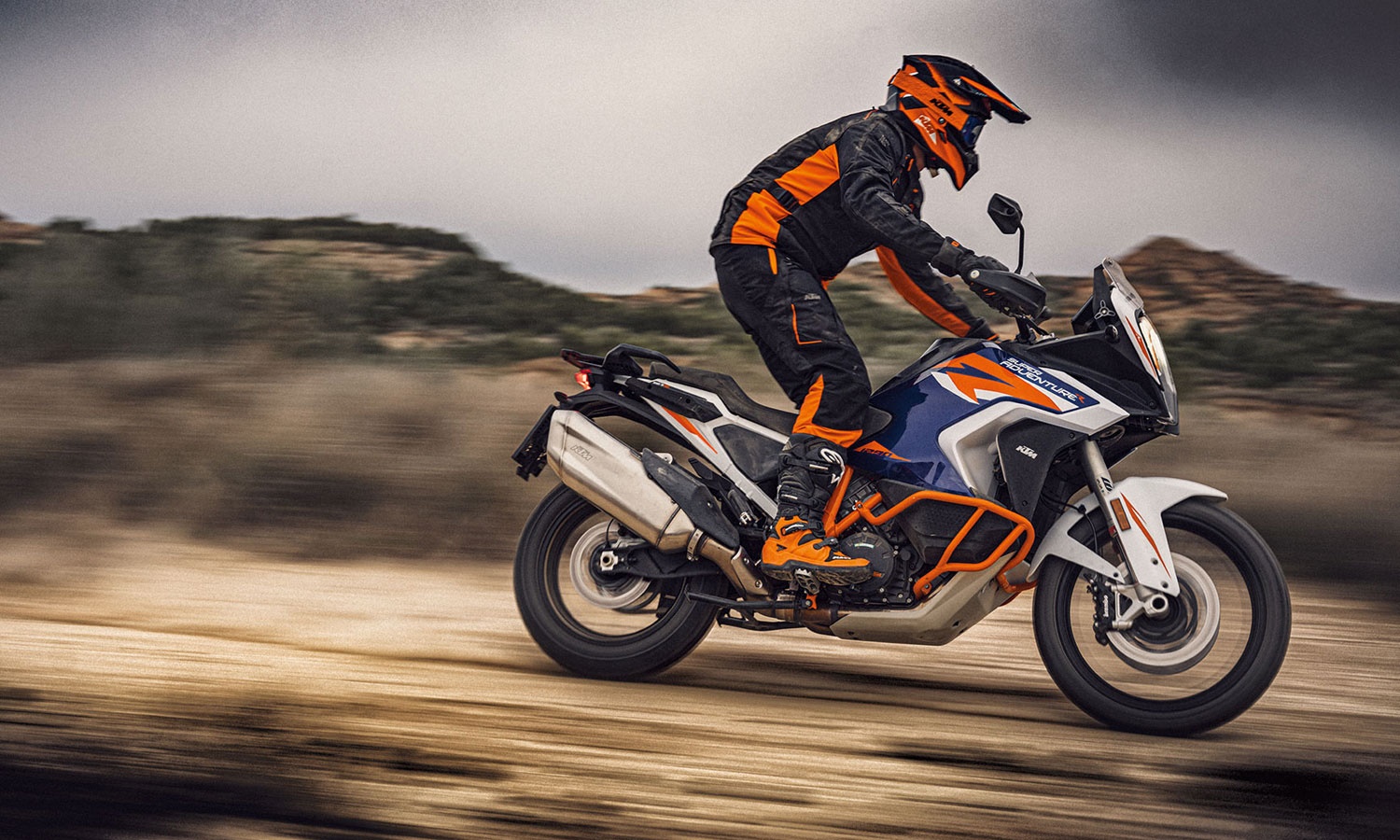 2023-KTM-1290-SUPER-ADVENTURE-R