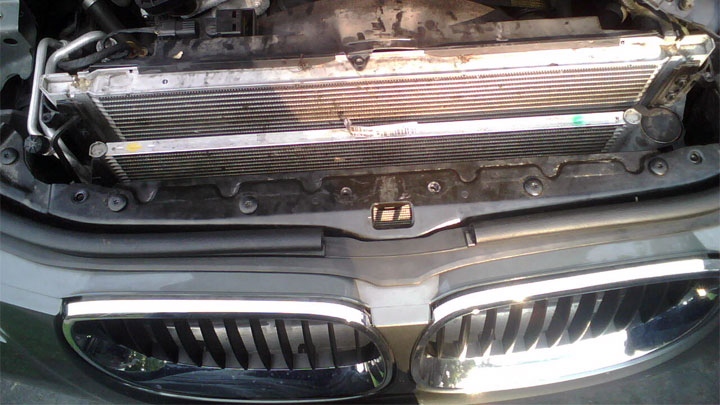 keep air condenser as dustfree