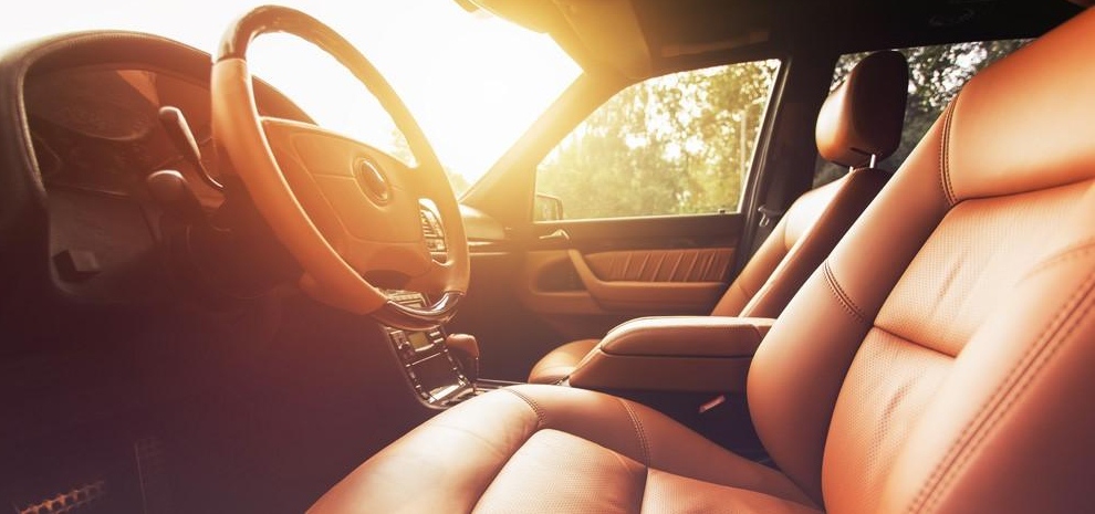 avoid parking car under sirect sun light