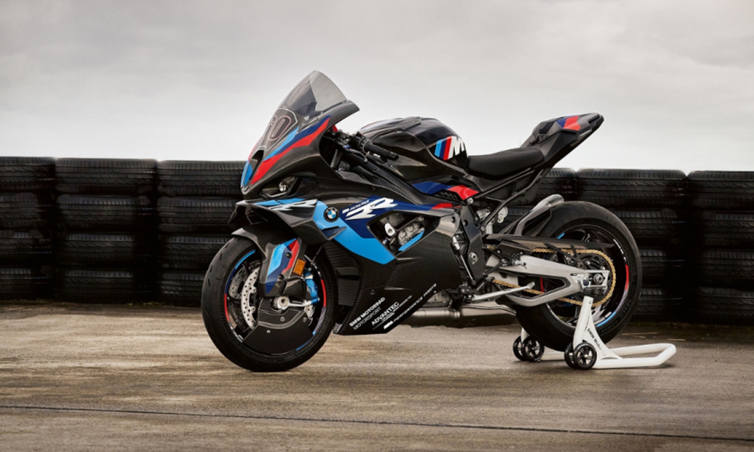 BMW-M1000-RR 3