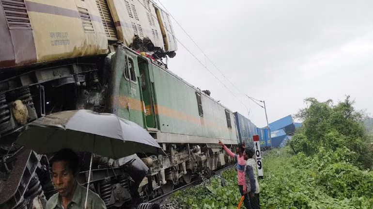 trian accident