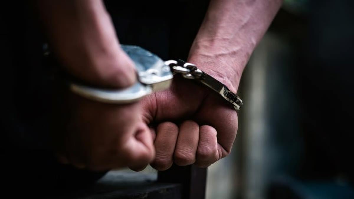 Police arrest mothers